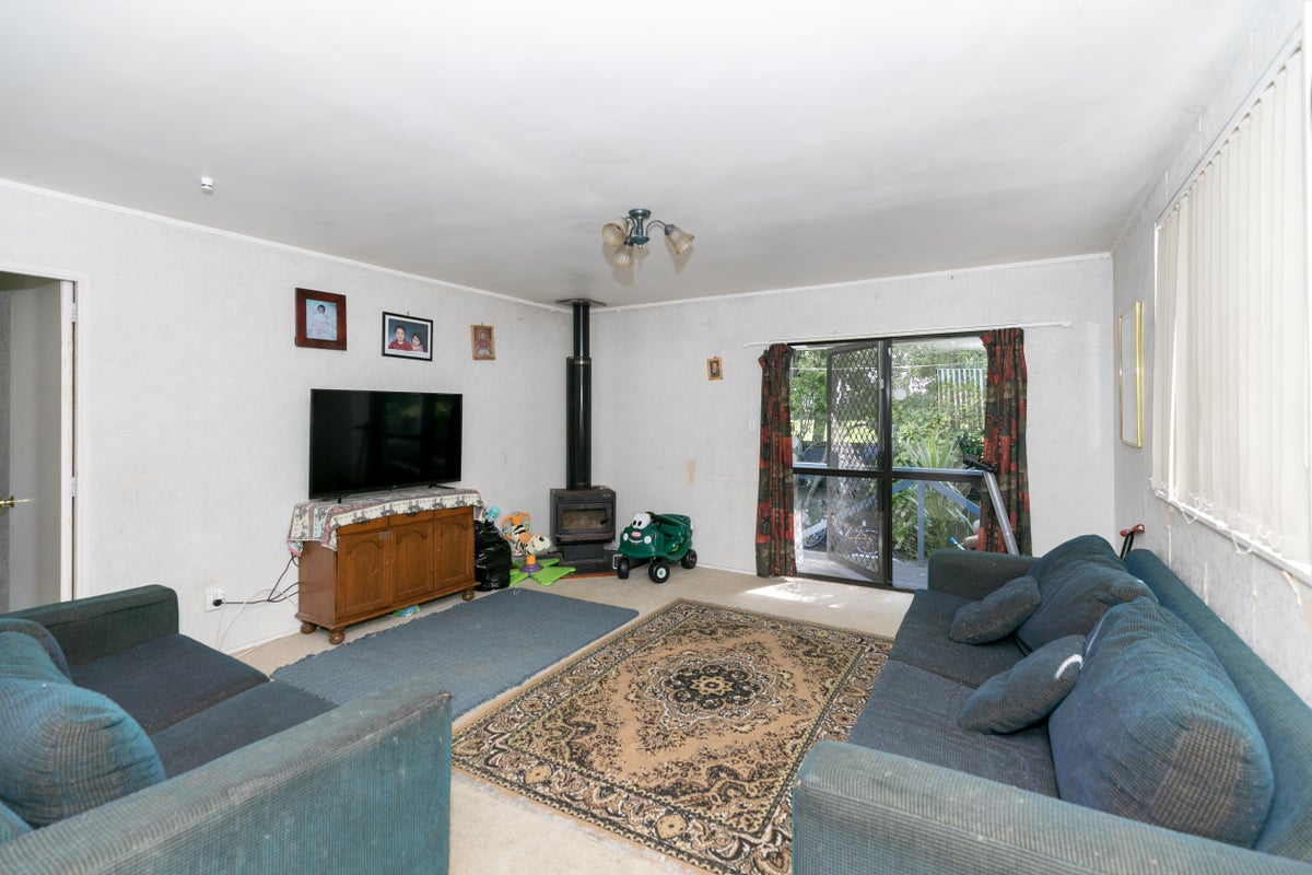 12B Flemington Place, Nawton, Hamilton - Carousel 2