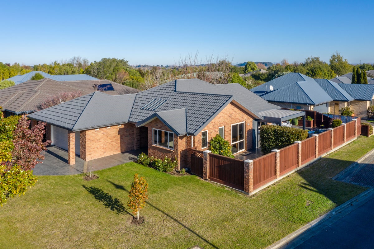 1 Milrose Court, Lincoln, Lincoln - Carousel 2