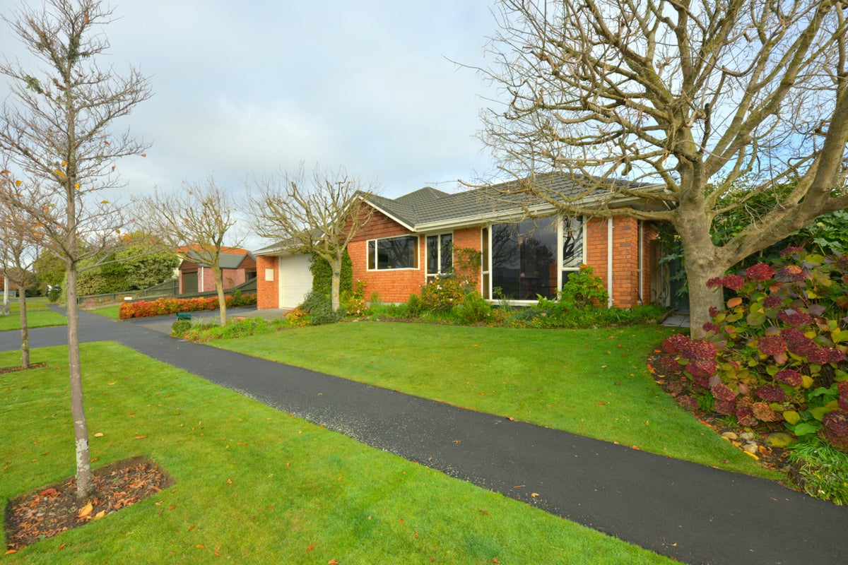 100 Roydon Drive, Templeton, Christchurch - Carousel 2