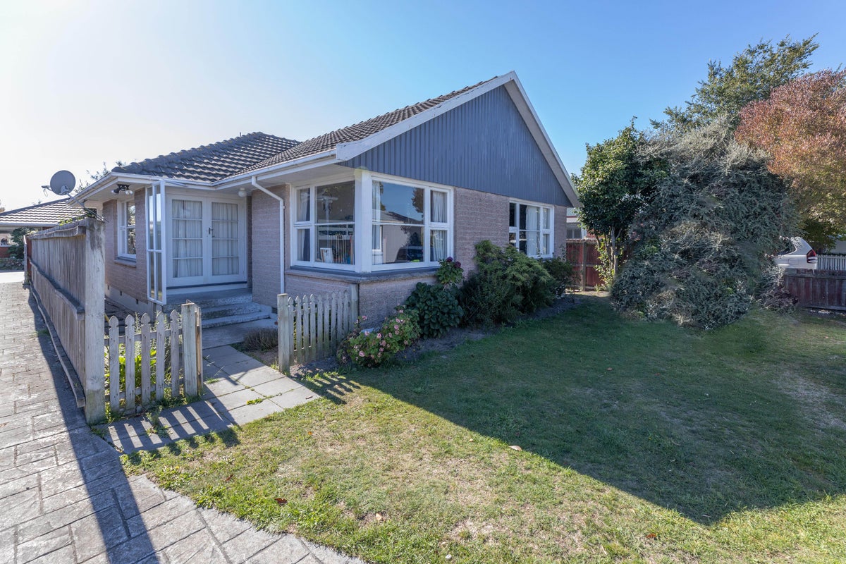 20A Rosella Street, Broomfield, Christchurch - Carousel 2