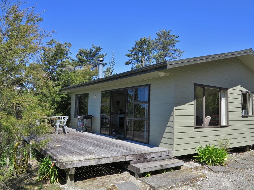 415 Takaka-Collingwood Highway, Puramahoi - Carousel 1