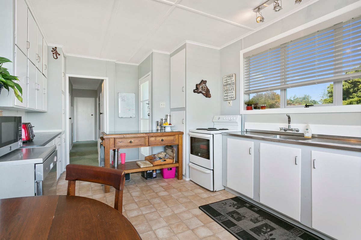 37 Grey Street, Kihikihi, Te Awamutu - Carousel 2