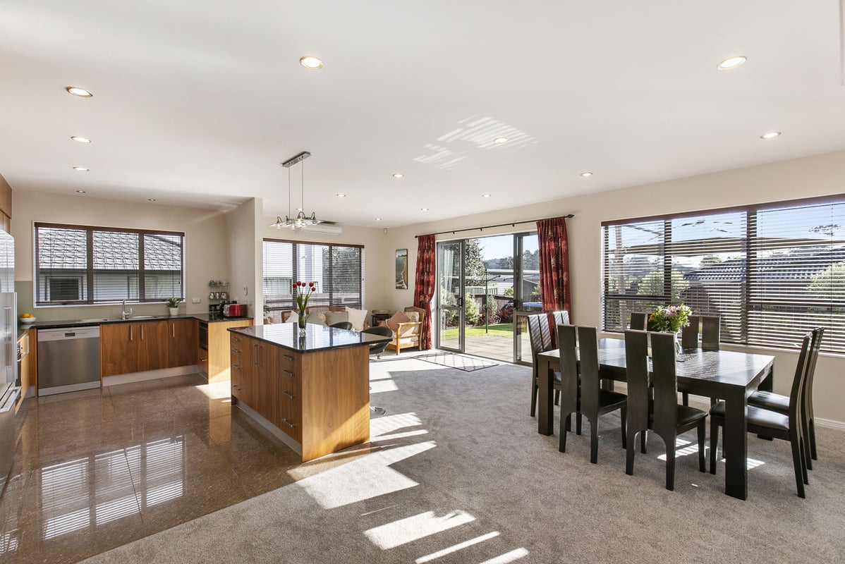61 Aberley Road, Schnapper Rock, Auckland - Carousel 2