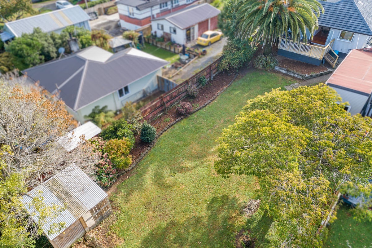 17 Akatarawa Road, Brown Owl, Upper Hutt - Carousel 21