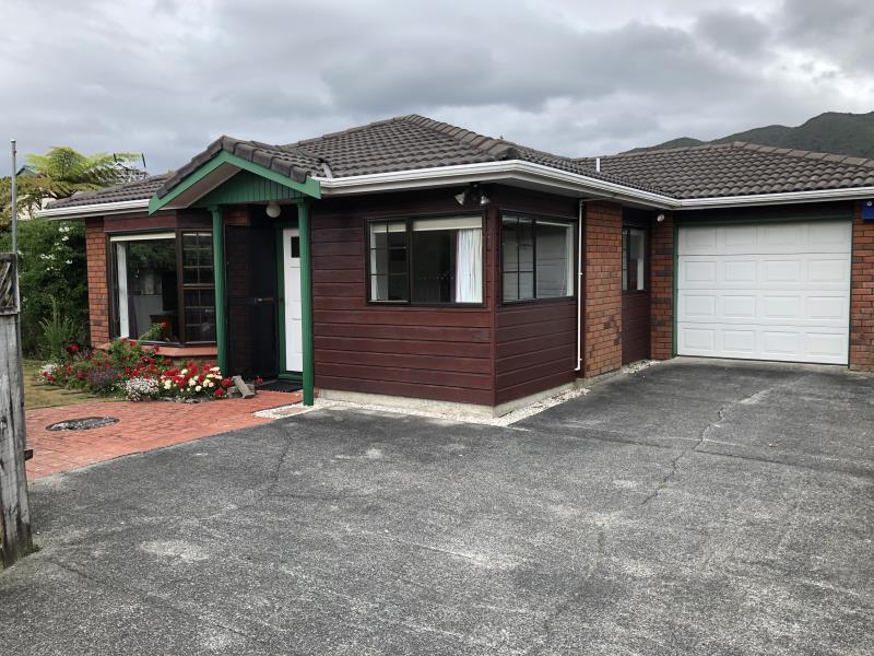2/53 Cambridge Terrace, Waiwhetu, Lower Hutt - Carousel 1