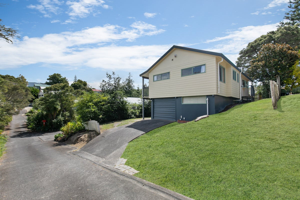 79C Woodglen Road, Glen Eden, Auckland - Carousel 1