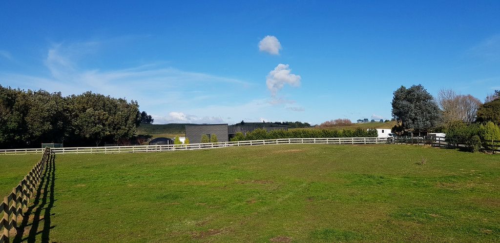 15 Grefor Lane, Waitarere, Levin - Carousel 2