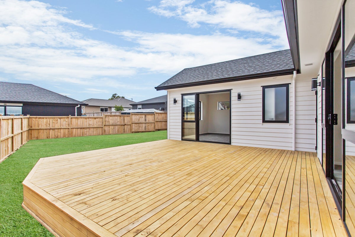 75E Twin Parks Rise, Papakura, Papakura - Carousel 31