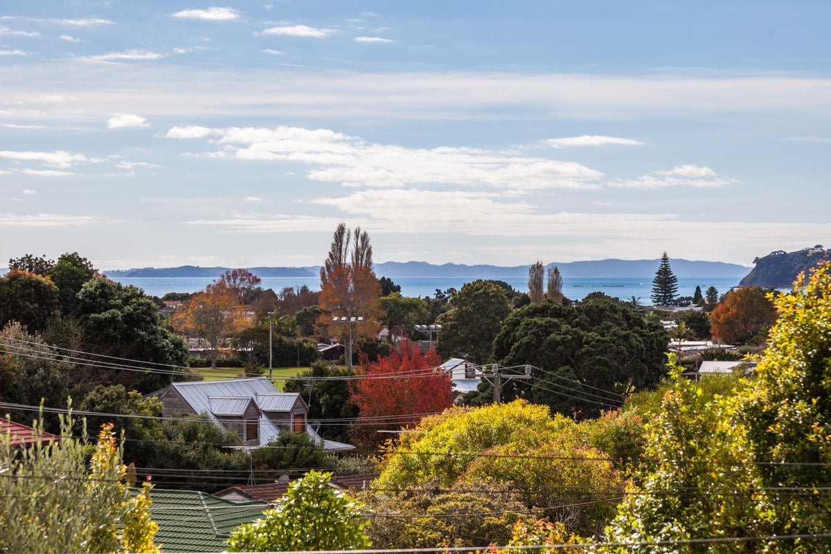 2 Little Barrier Avenue, Manly, Whangaparaoa - Carousel 2