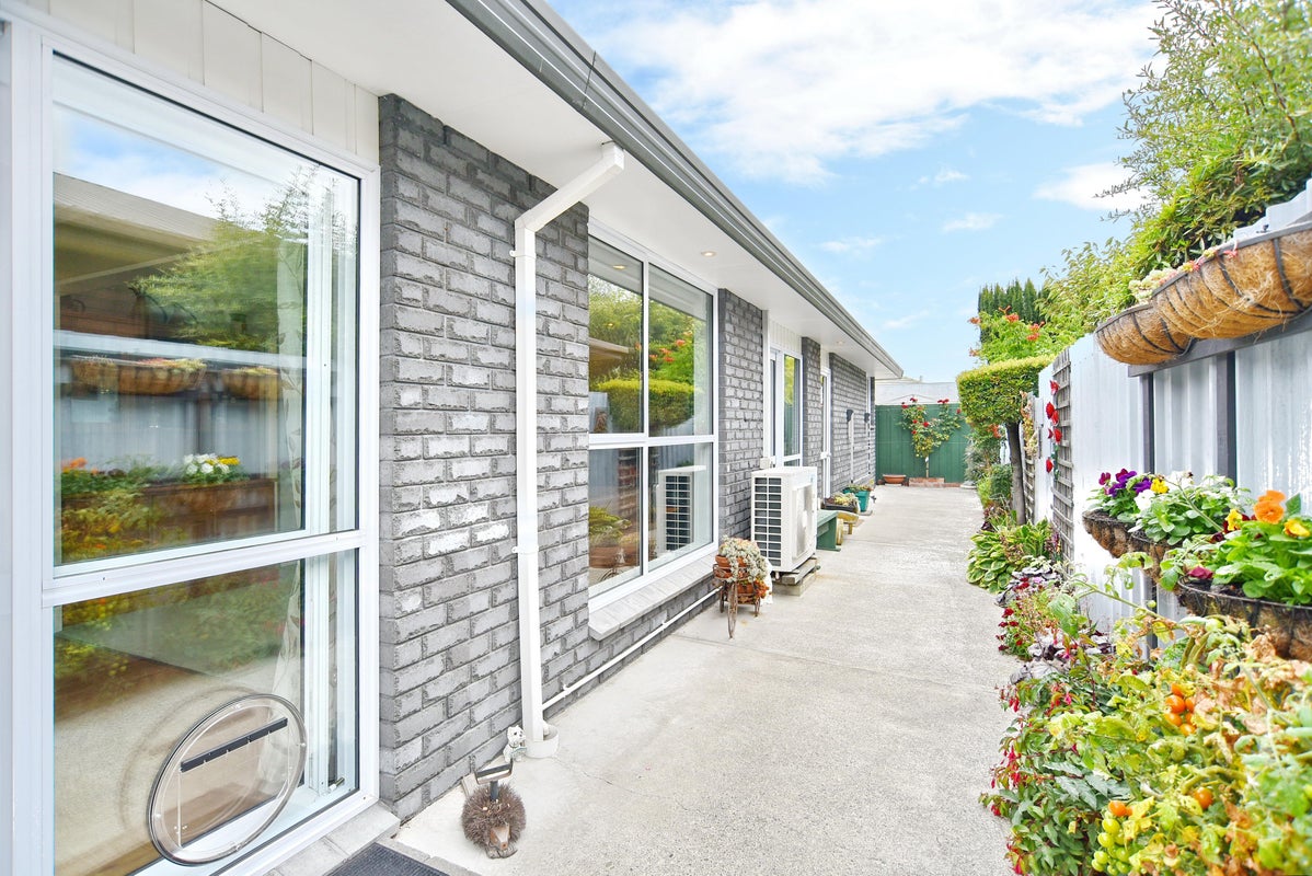 2/39 Norrie Street, Redwood, Christchurch - Carousel 18