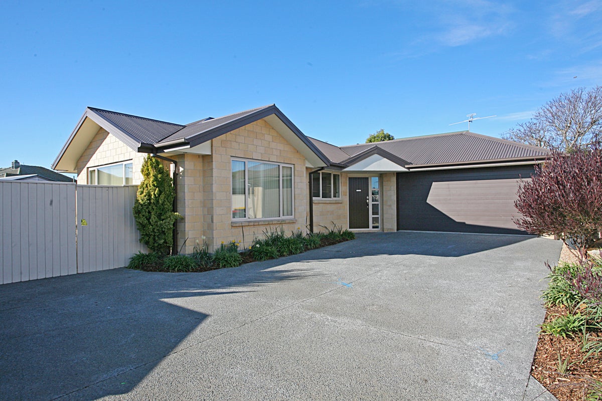 196B Gayhurst Road, Dallington, Christchurch - Carousel 2
