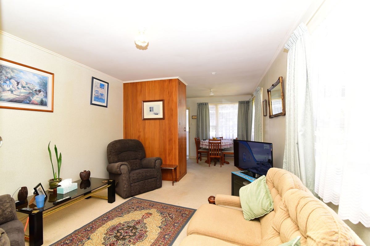 53B Kings Avenue, Gonville, Whanganui - Carousel 2