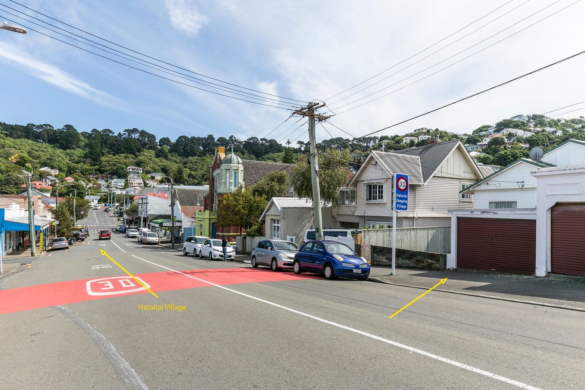 16 Waitoa Road, Hataitai, Wellington - Carousel 13