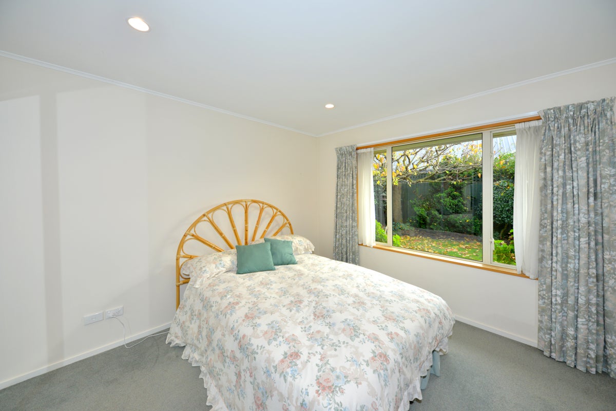 100 Roydon Drive, Templeton, Christchurch - Carousel 10