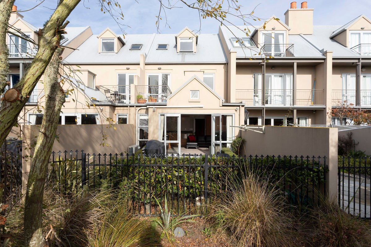 32A Beechwood Drive, Northwood, Christchurch - Carousel 1