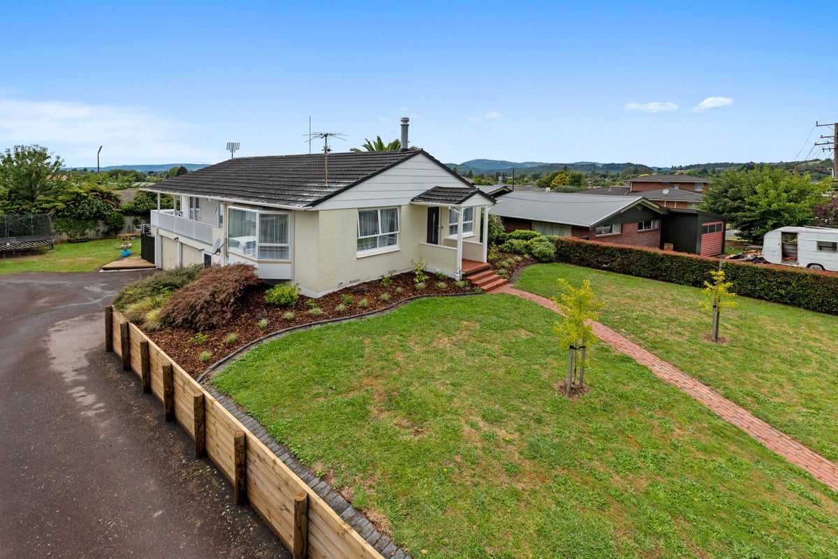 446 Pukehangi Road, Pomare, Rotorua - Carousel 1
