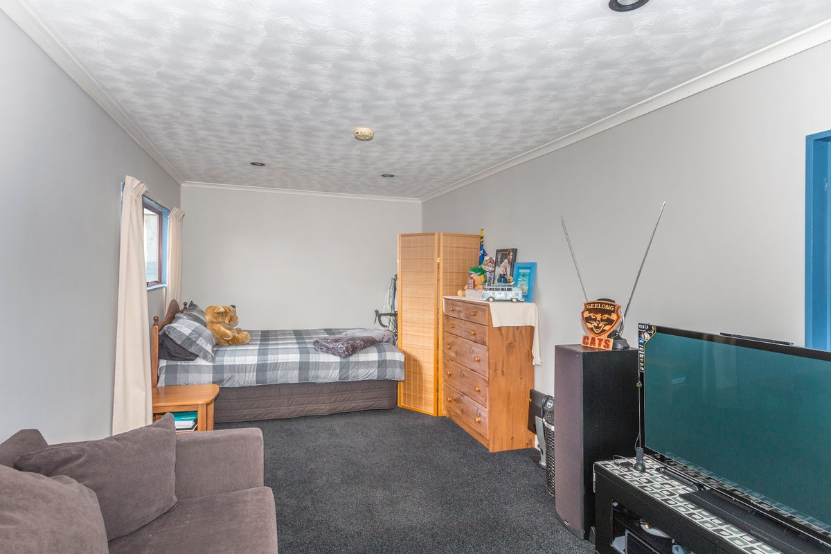 90 Marlow Road, Aranui, Christchurch - Carousel 10