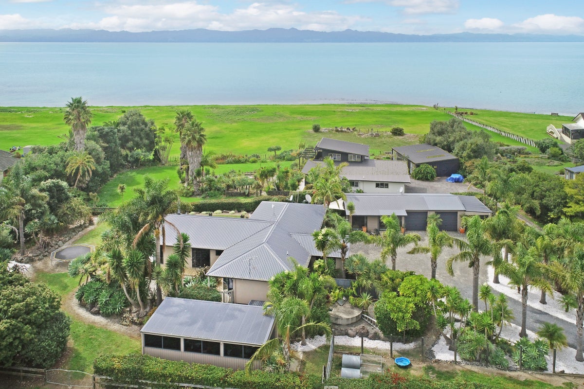 28 Rua One Place, Pokeno - Carousel 1