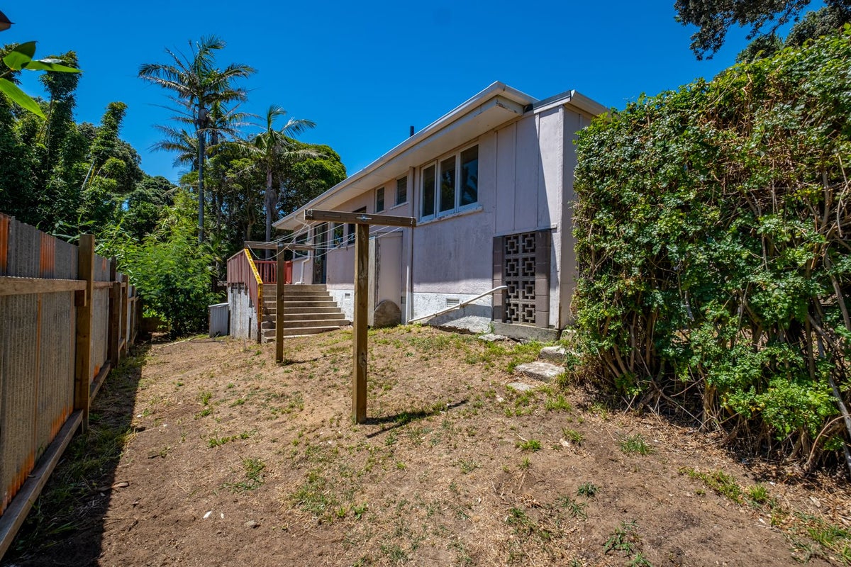 111 Takahe Road, Ahipara, Kaitaia - Carousel 1