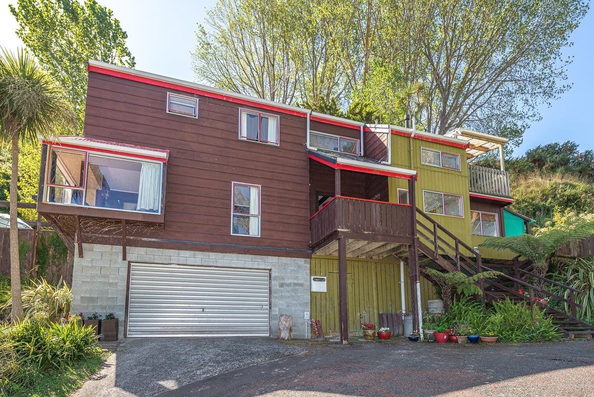 6 Paterson Street, Aramoho, Whanganui - Carousel 2