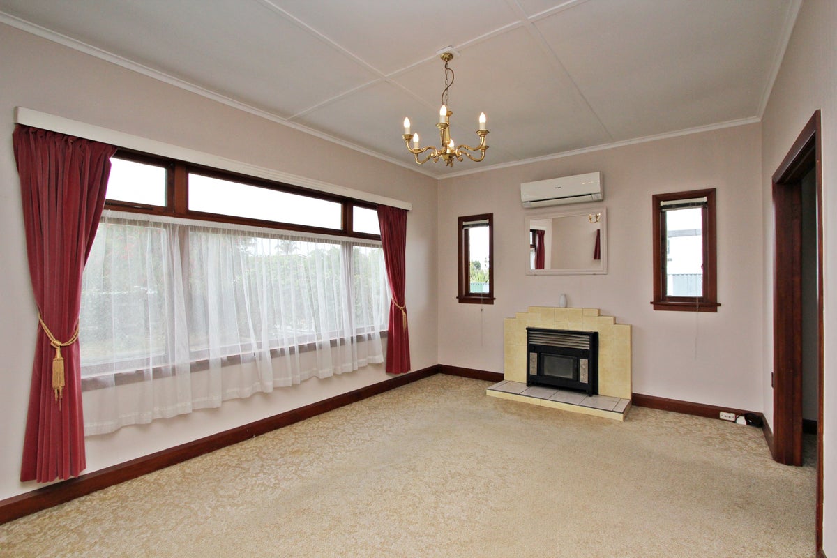 3 Sanders Avenue, Marewa, Napier - Carousel 2