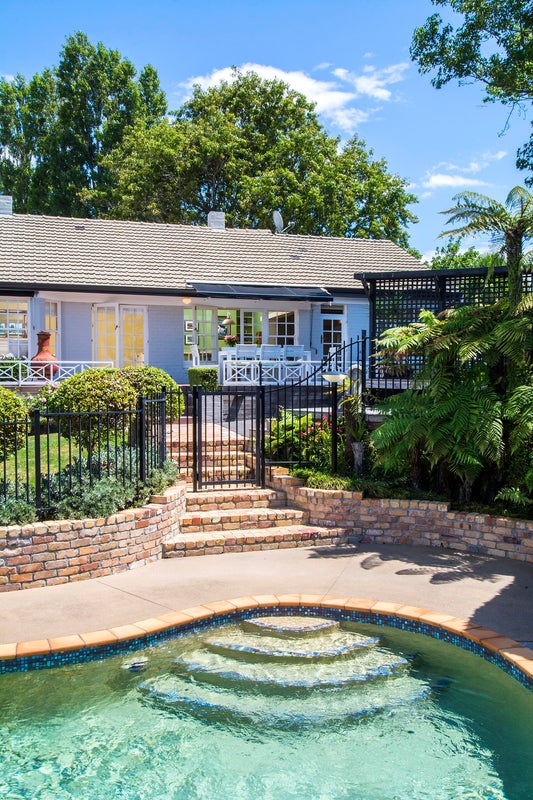 67 Mellons Bay Road, Mellons Bay, Auckland - Carousel 2