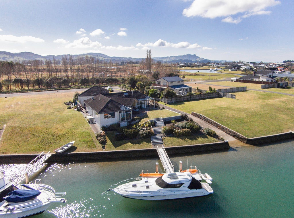 155 South Highway West, Whitianga - Carousel 2