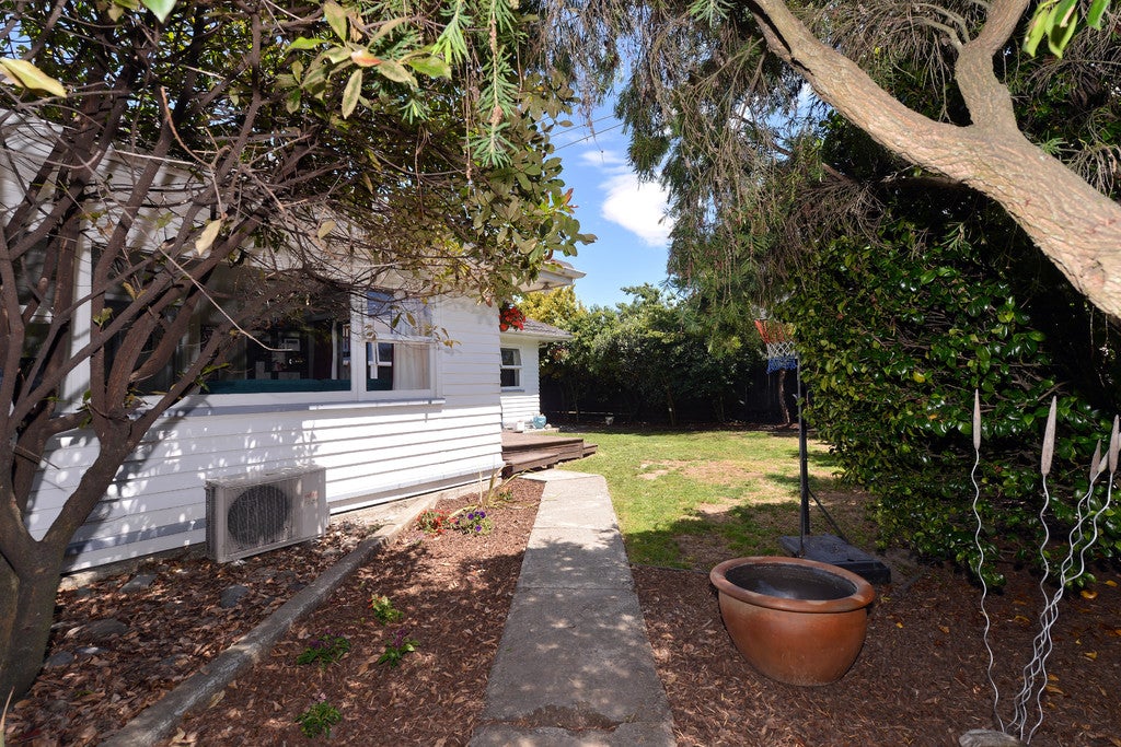 1/33A GREEN Street, Tahunanui, NELSON - Carousel 2