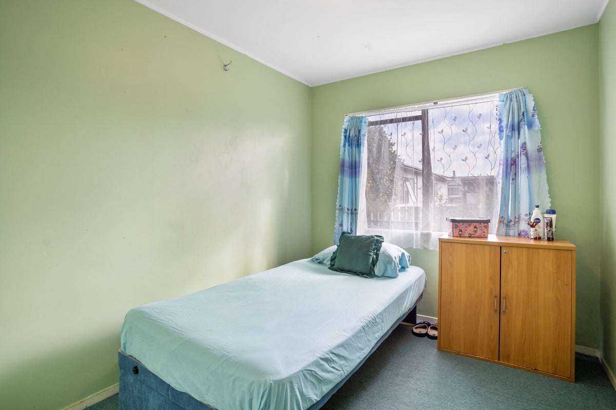 26 Templeton Place, Clendon Park, Auckland - Carousel 15