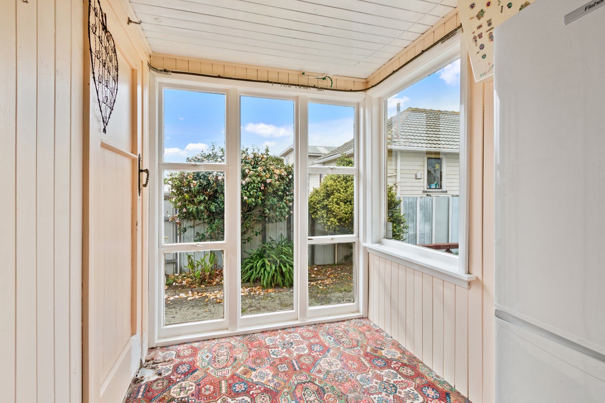 14 Pine Avenue, New Brighton, Christchurch - Carousel 10