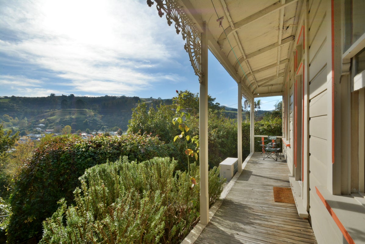 18 Gillespie Street, North East Valley, Dunedin - Carousel 2
