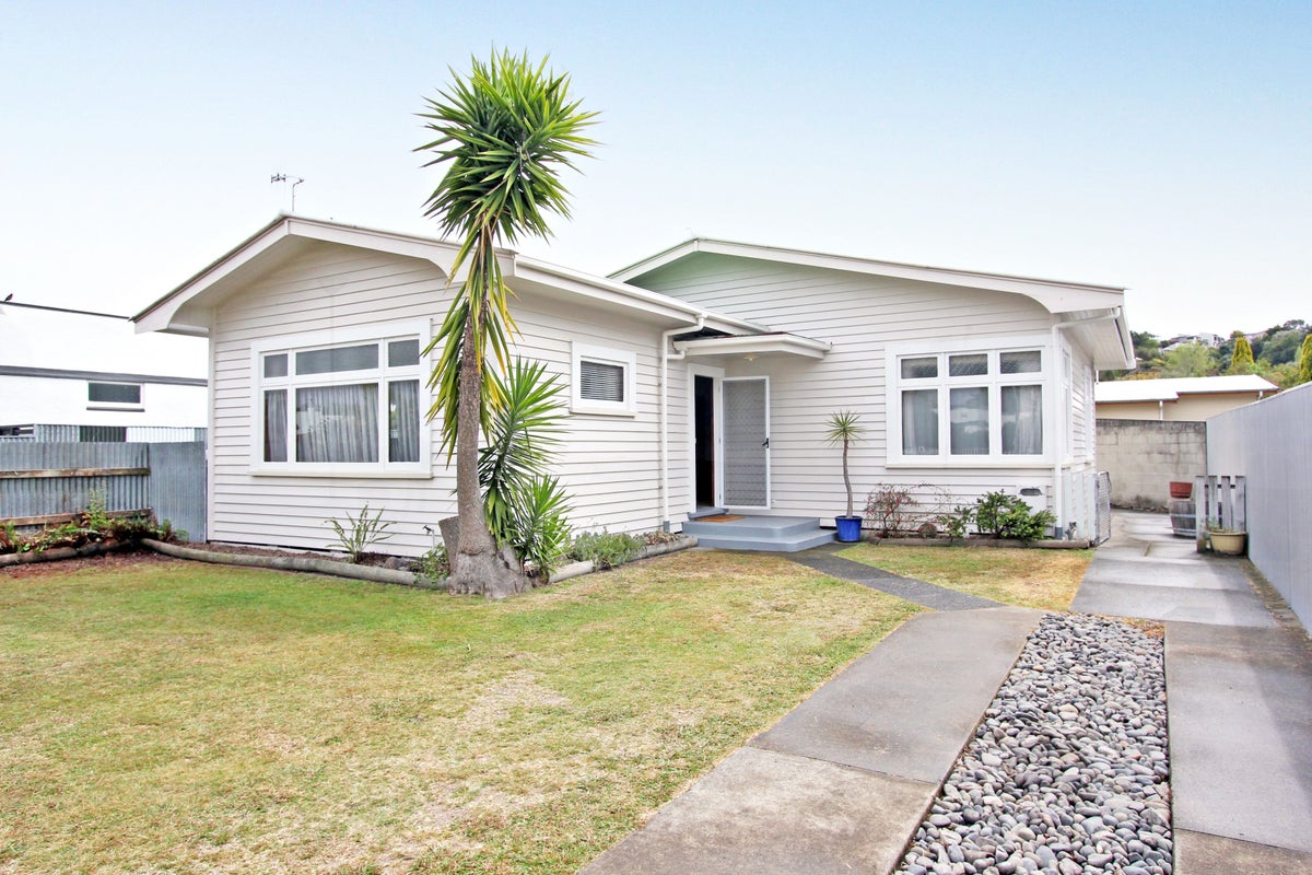 3 Sanders Avenue, Marewa, Napier - Carousel 1
