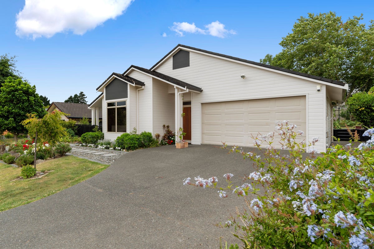 44 Honeysuckle Lane, Ohauiti, Tauranga - Carousel 1