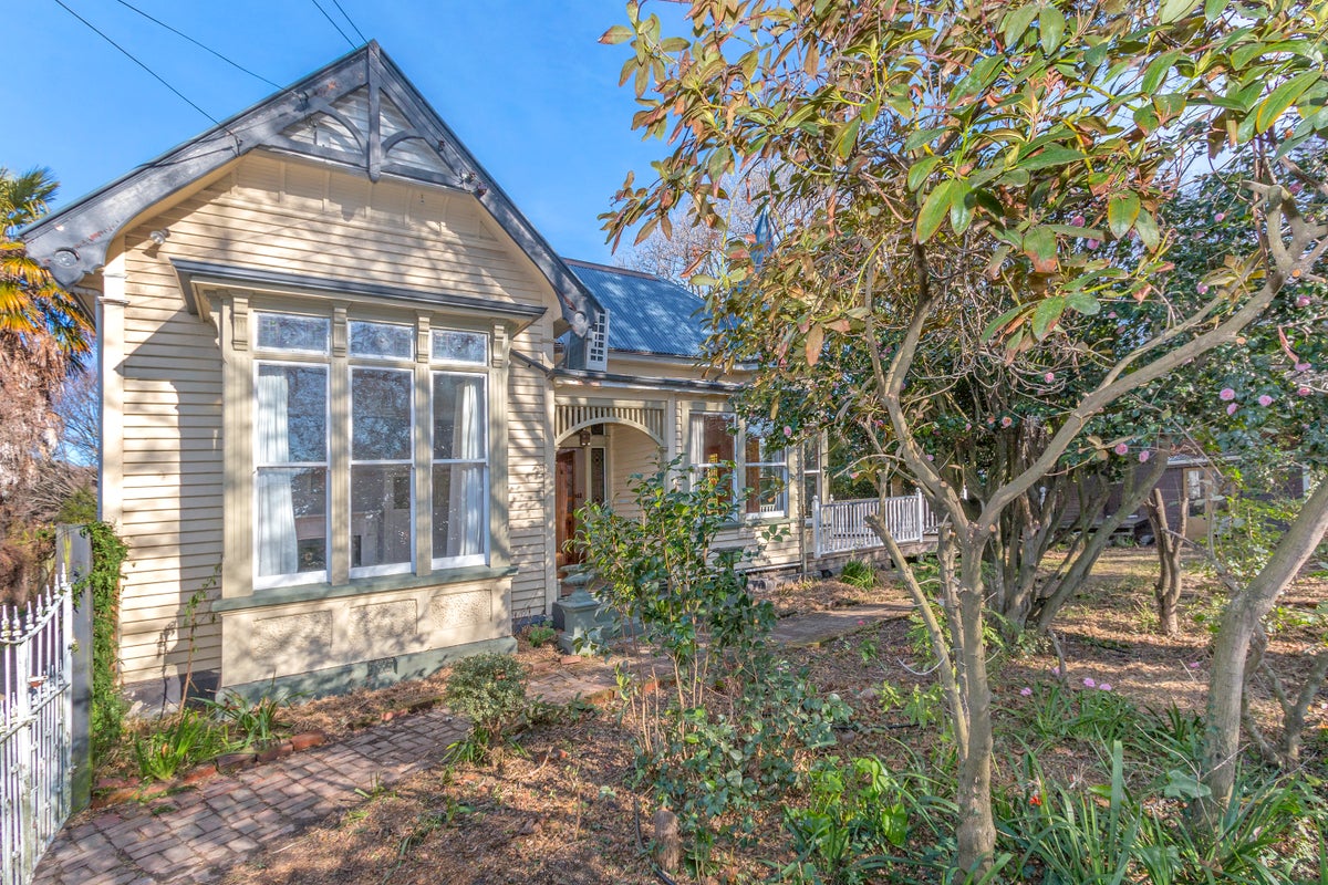 28 Fisher Avenue, Beckenham, Christchurch - Carousel 2