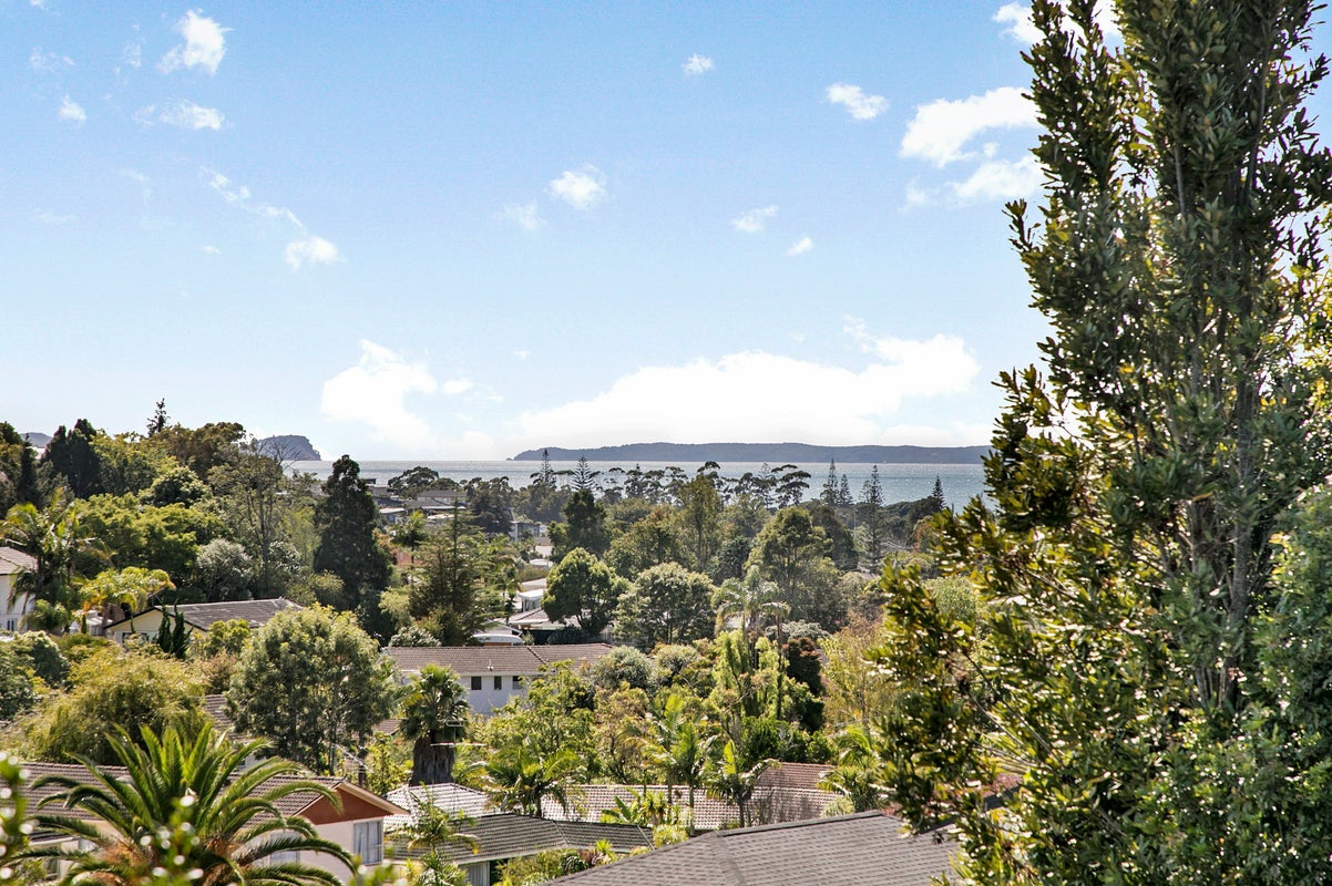 2/113 Stredwick Drive, Torbay, Auckland - Carousel 16