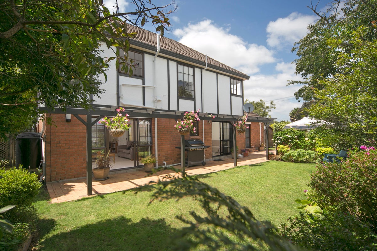 2/19 Hollywood Avenue, Epsom, Auckland - Carousel 10
