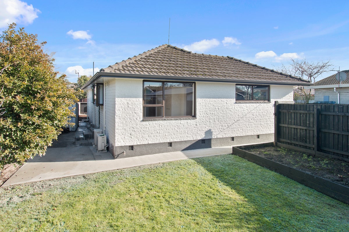 22 Thurso Place, New Brighton, Christchurch - Carousel 10