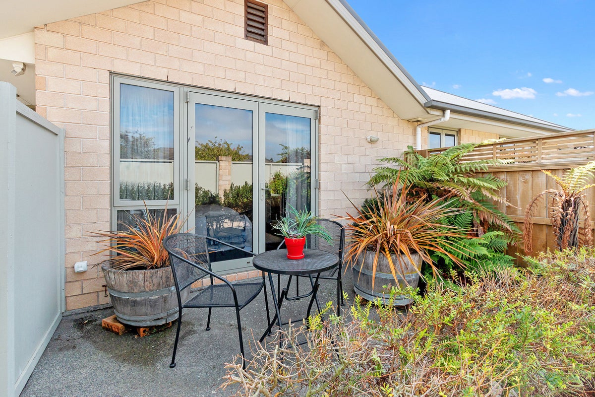 1/9 Sails Street, Papanui, Christchurch - Carousel 2