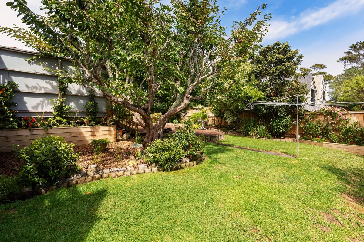 39 Connell Street, Blockhouse Bay, Auckland - Carousel 24