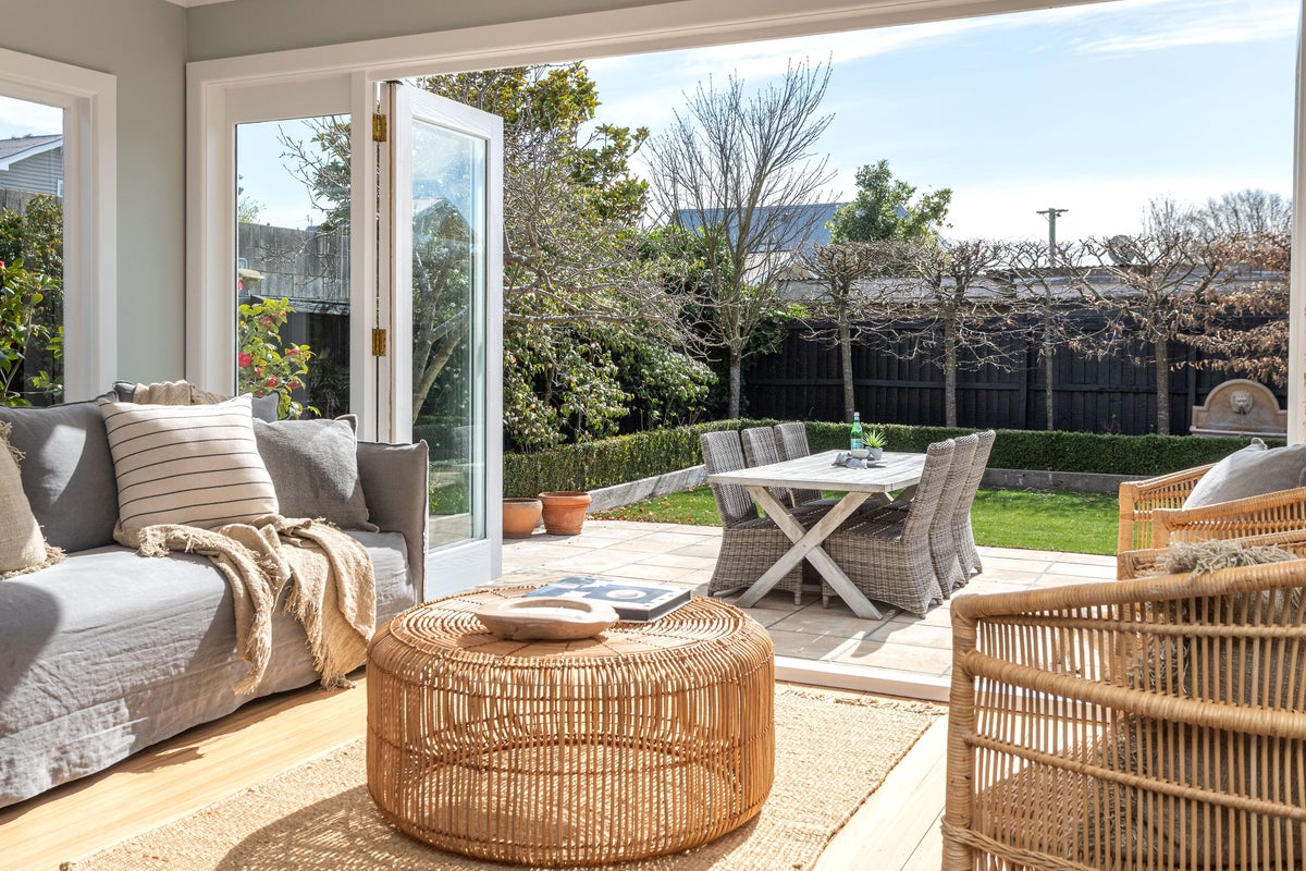 11 Peel Street, Strowan, Christchurch - Carousel 2