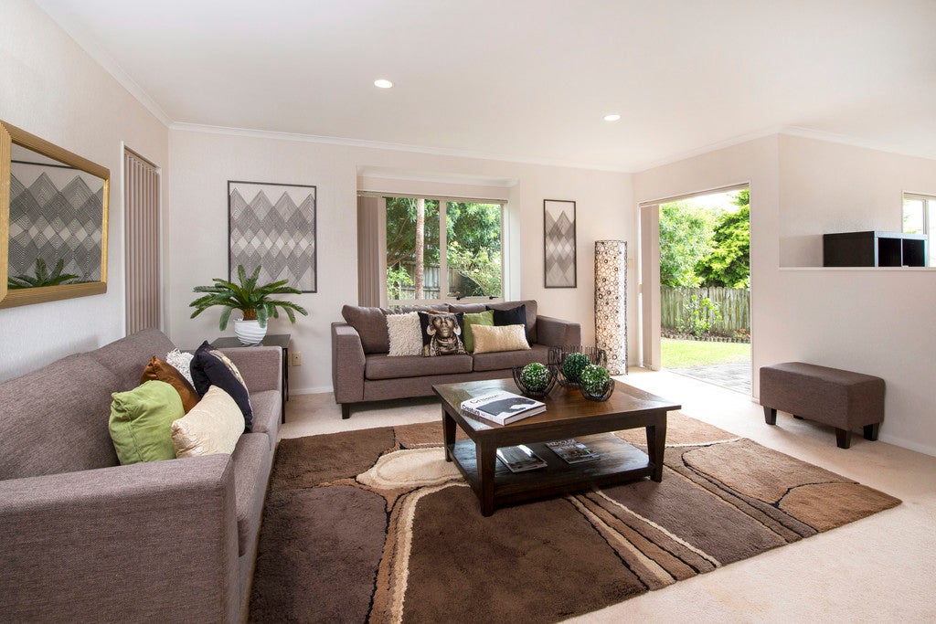 12 Corfield Way, Burswood, Auckland - Carousel 2