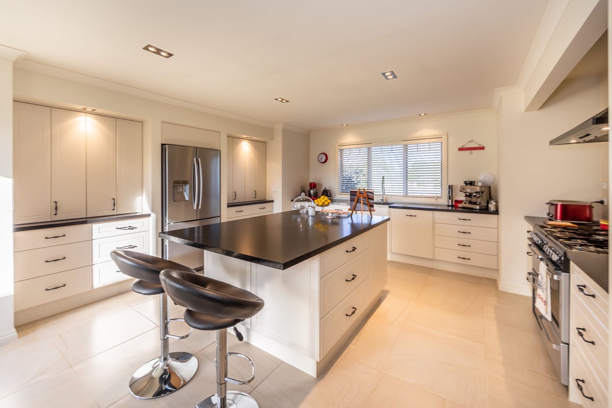 89 Knights Road, Christchurch - Carousel 2