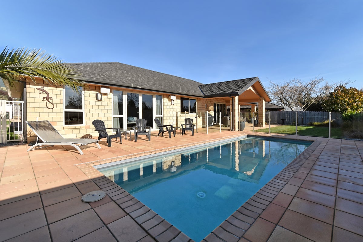 8 Sequoia Way, Stoke, Nelson - Carousel 1