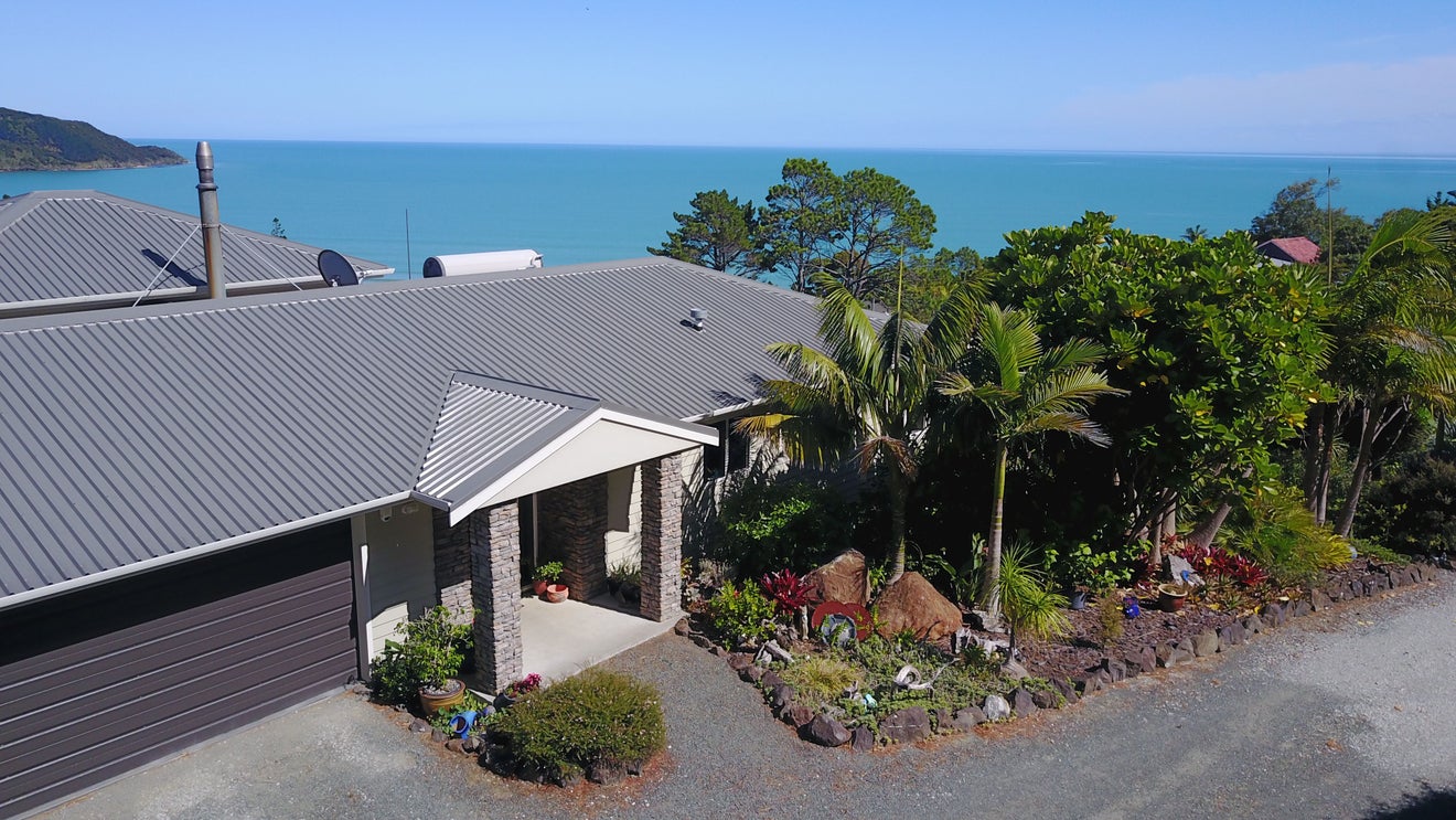 18 Highfields, Ahipara, Kaitaia - Carousel 1