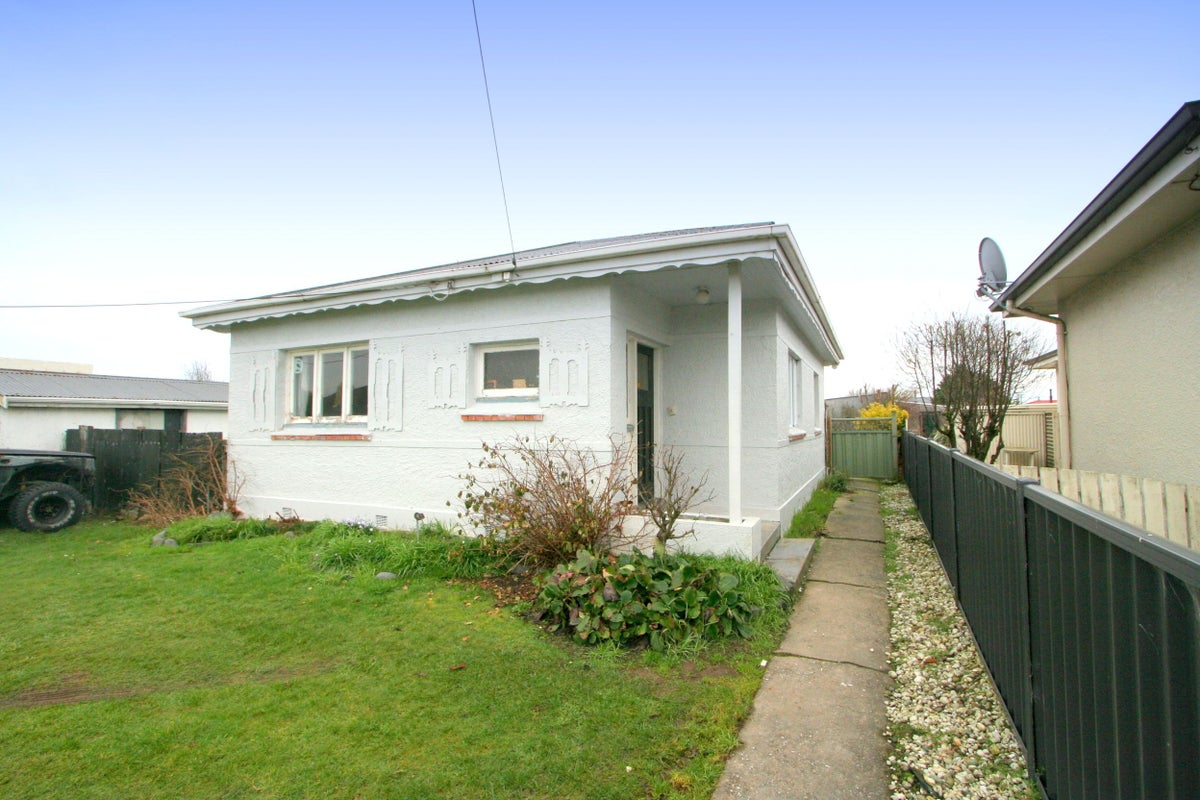 82 Ross Street, Grasmere, Invercargill - Carousel 2