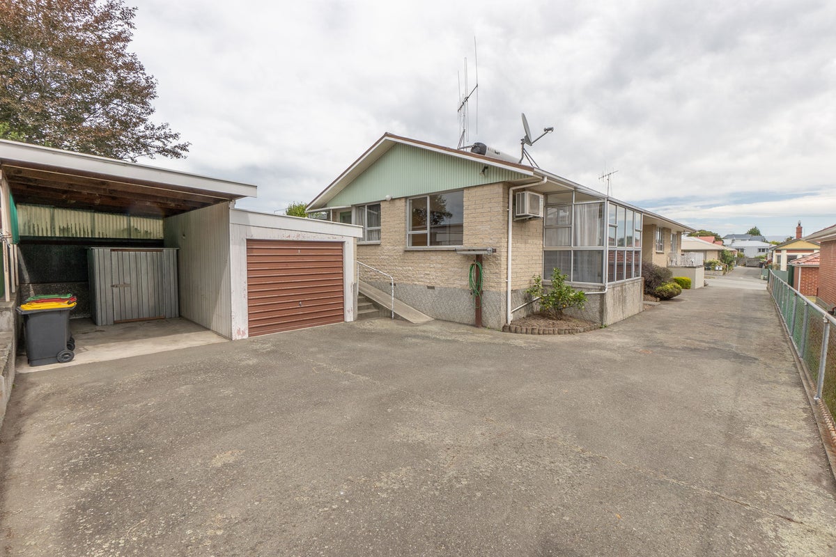 2/69 Wilson Street, Seaview, Timaru - Carousel 1