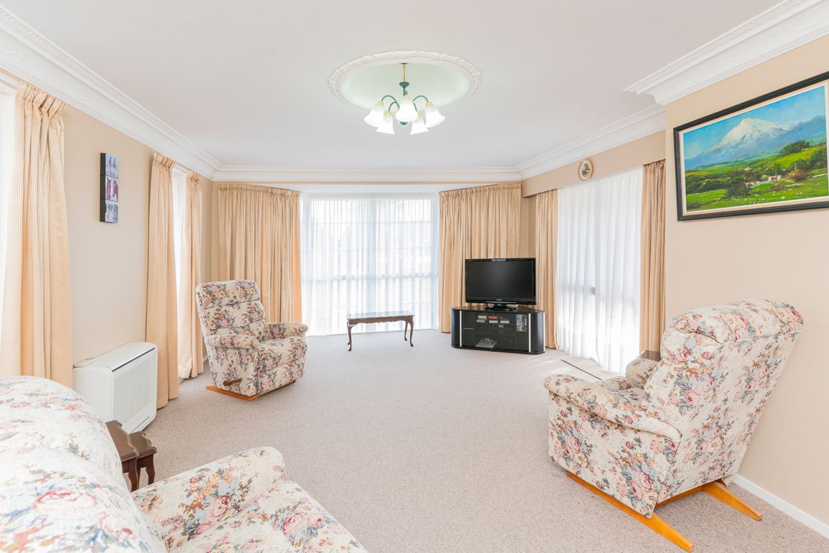23 Chippendale Crescent, Highbury, Palmerston North - Carousel 2
