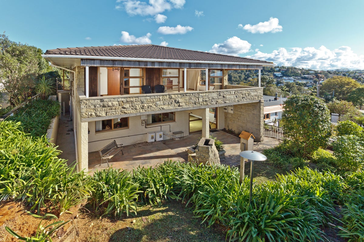 3 Summit Drive, Torbay, Auckland - Carousel 1
