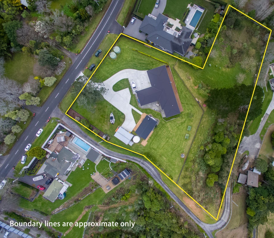 245 Point View Drive, Dannemora, Auckland - Carousel 1