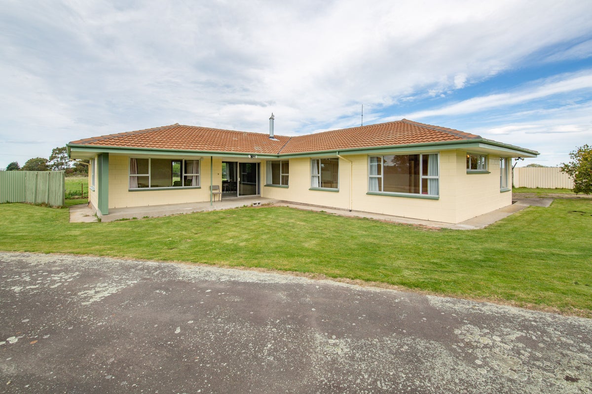 380 Balcairn Amberley Road, Balcairn, Amberley - Carousel 20